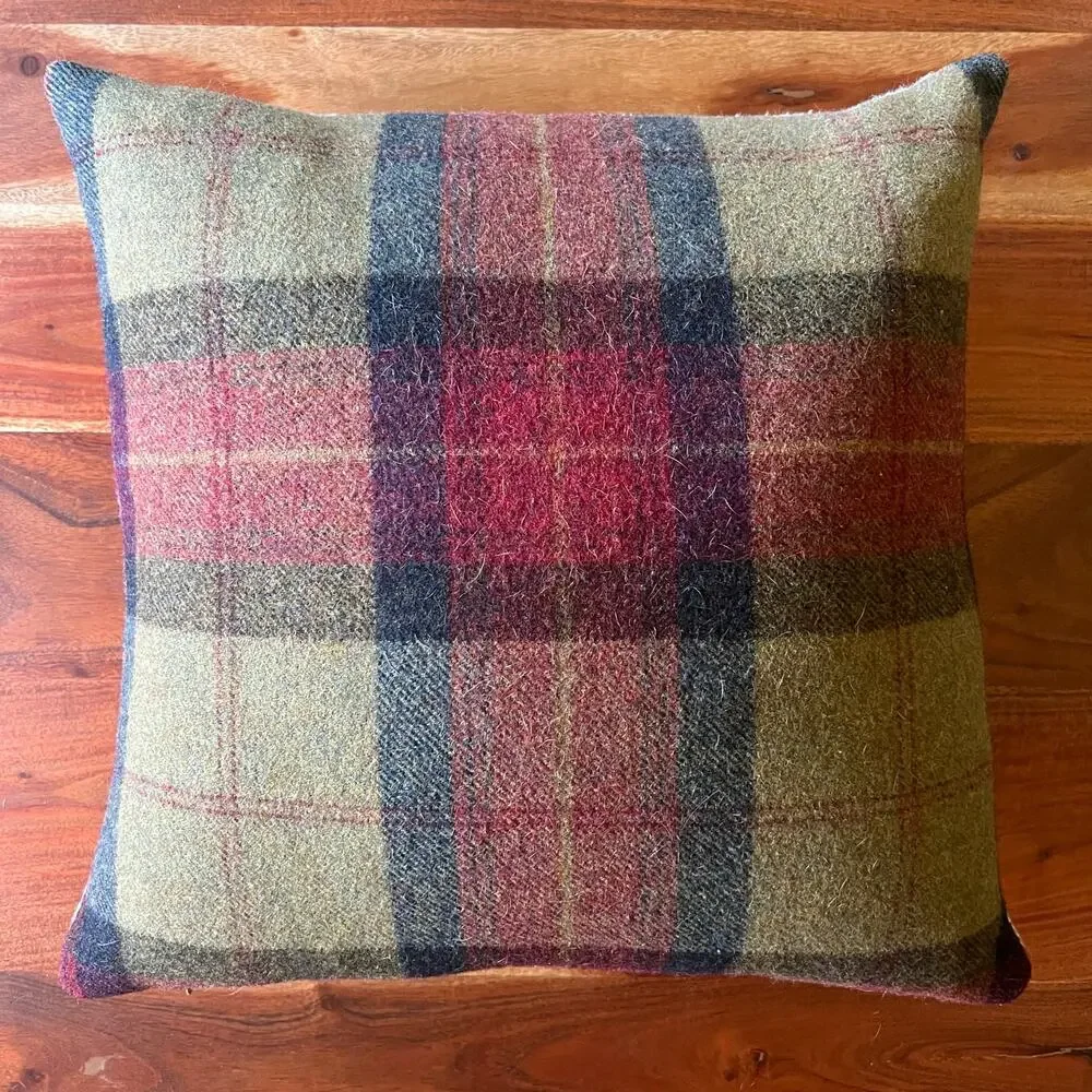 Rustic Tartan Plaid Throw Pillow Set 2 18x18 Down Feather Cabin Lakehouse Decor